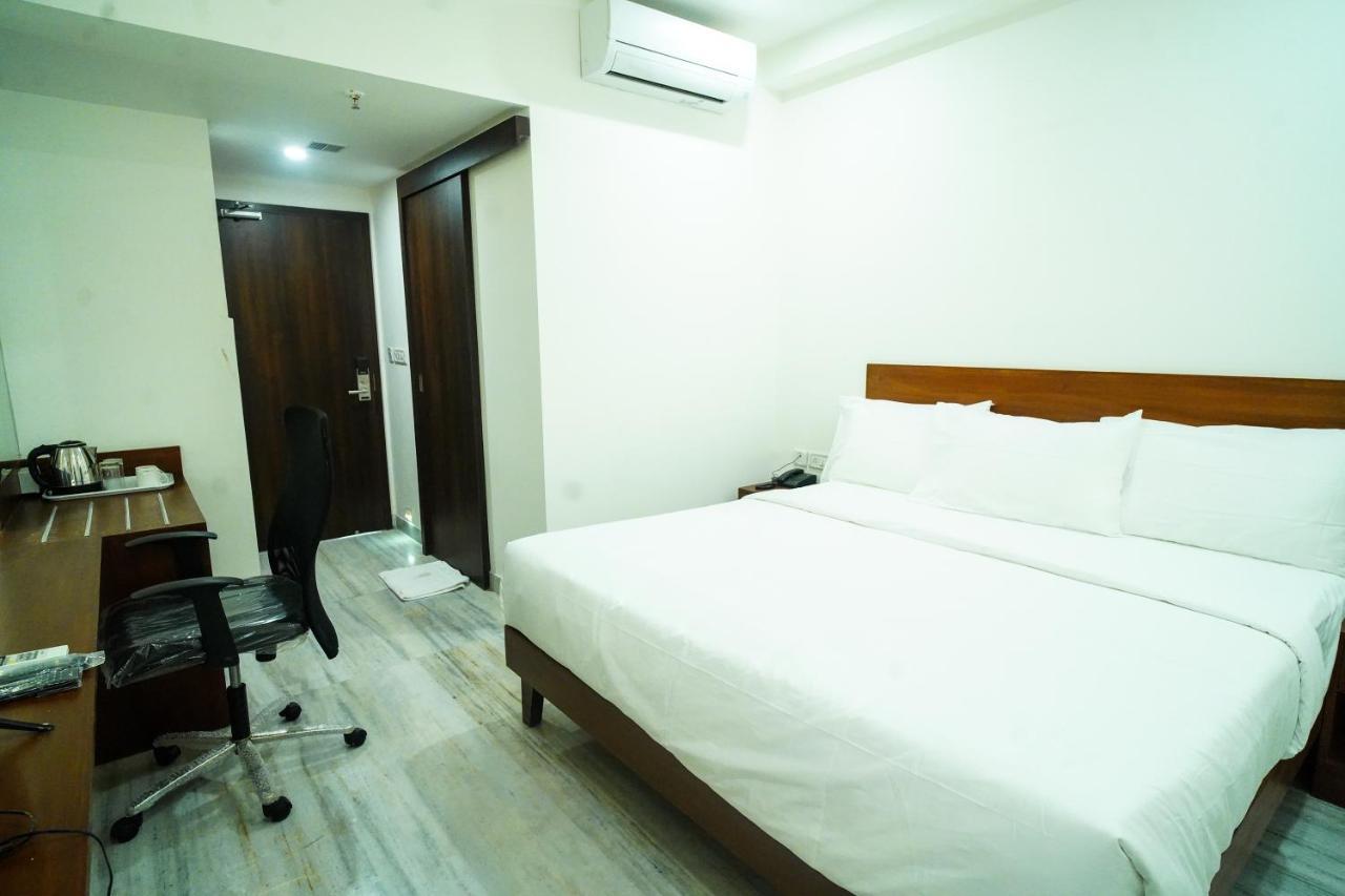 Welkin Hotel , Seunderabad Secunderabad Exterior photo