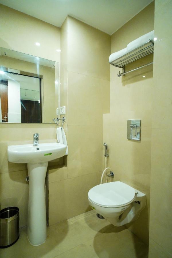 Welkin Hotel , Seunderabad Secunderabad Exterior photo